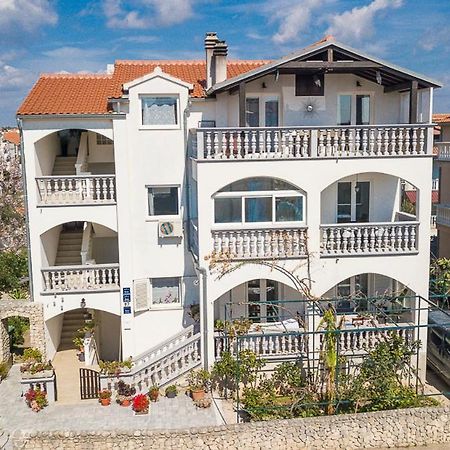 Villa Grey Stone Vodice Bagian luar foto