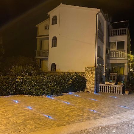 Villa Grey Stone Vodice Bagian luar foto