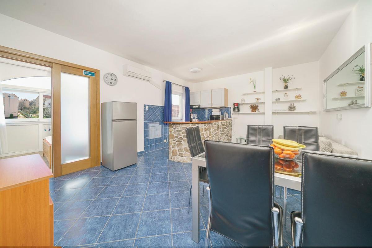 Villa Grey Stone Vodice Bagian luar foto