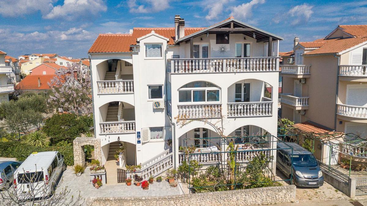 Villa Grey Stone Vodice Bagian luar foto