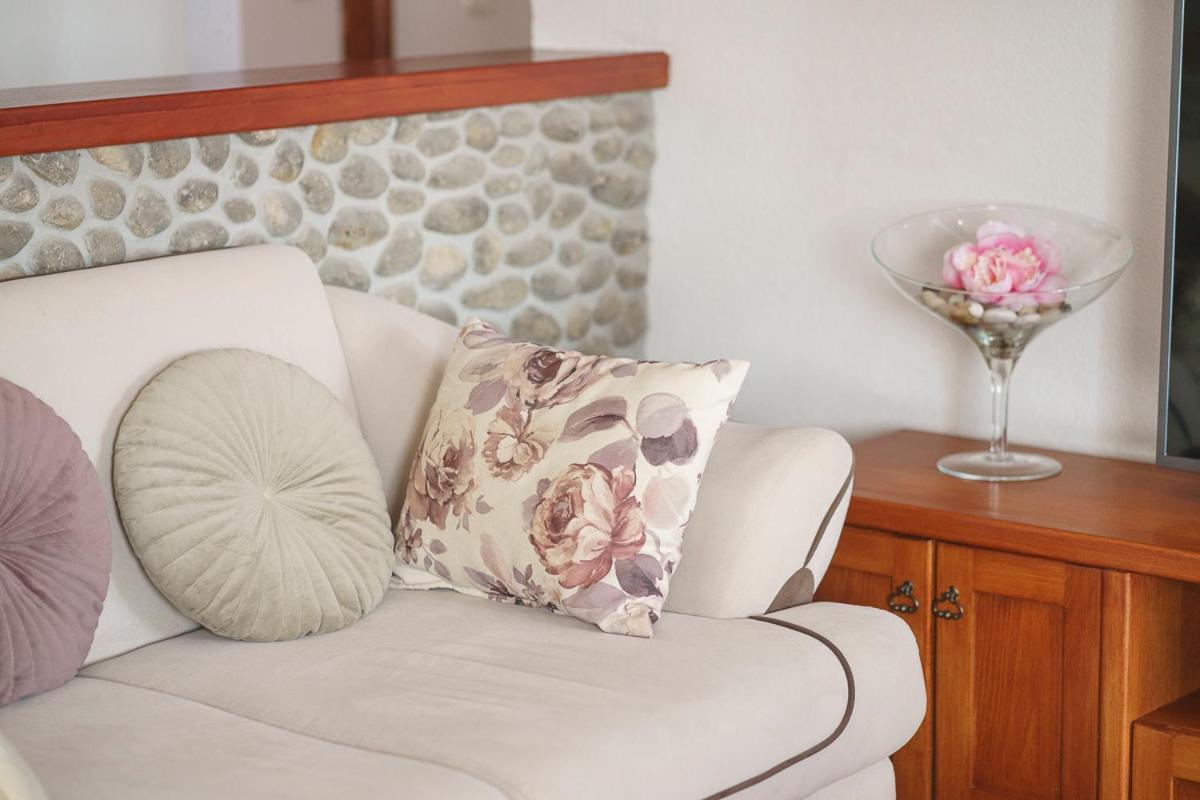 Villa Grey Stone Vodice Bagian luar foto