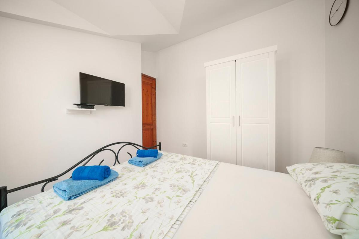 Villa Grey Stone Vodice Bagian luar foto