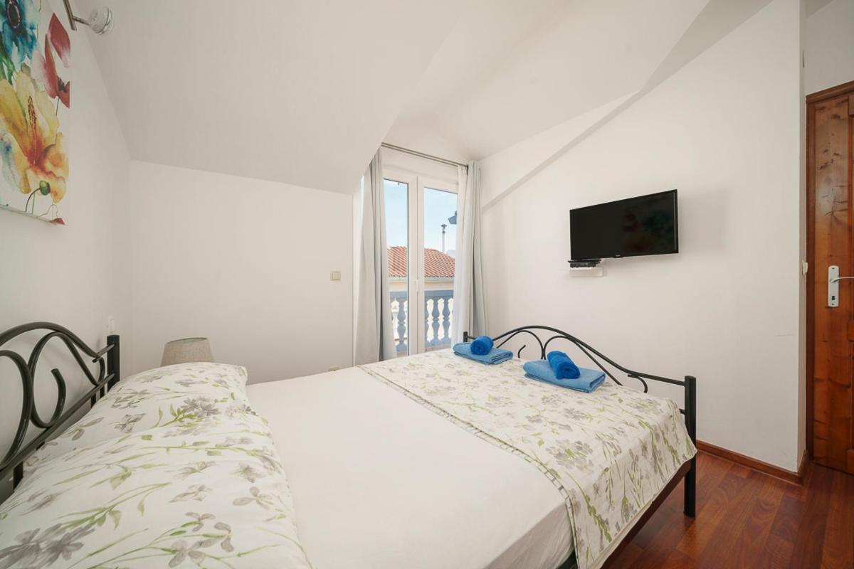 Villa Grey Stone Vodice Bagian luar foto