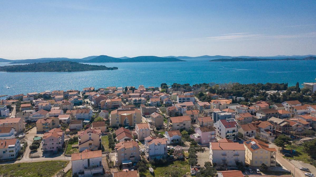 Villa Grey Stone Vodice Bagian luar foto