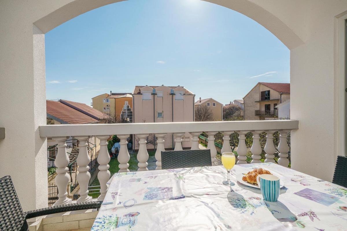 Villa Grey Stone Vodice Bagian luar foto