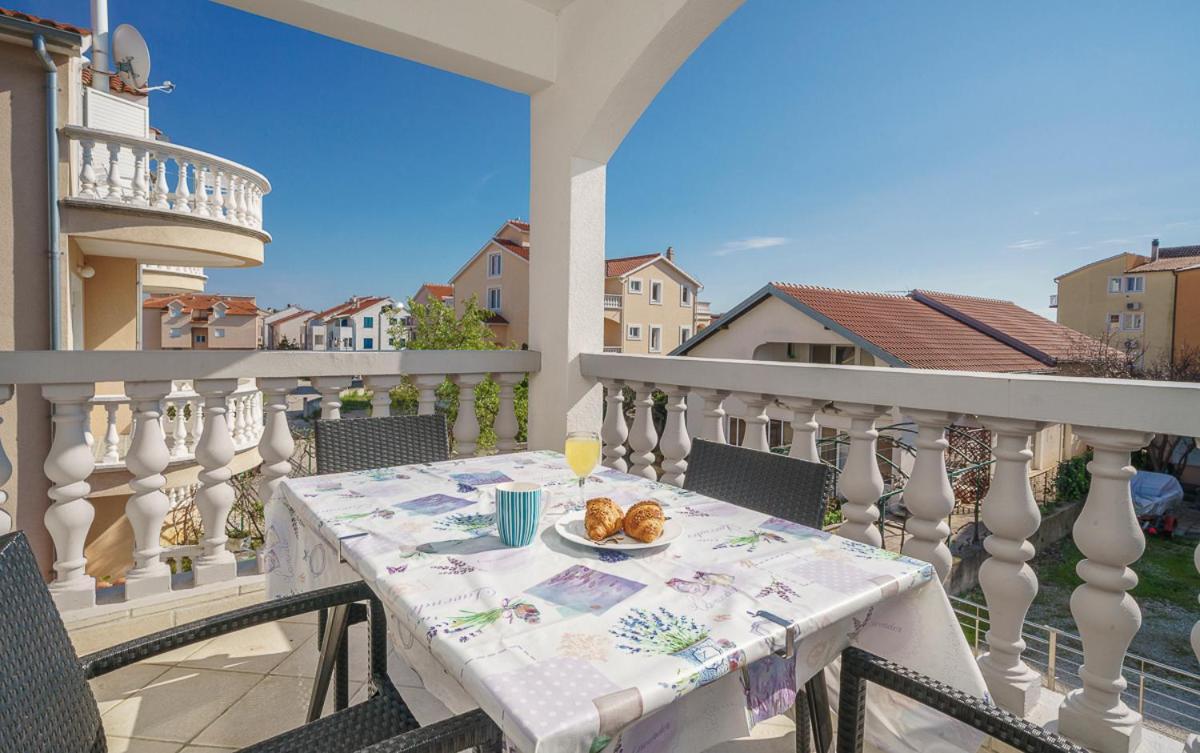 Villa Grey Stone Vodice Bagian luar foto