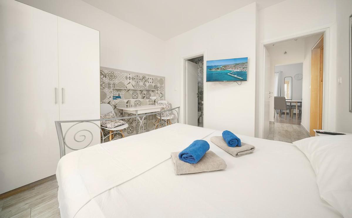 Villa Grey Stone Vodice Bagian luar foto